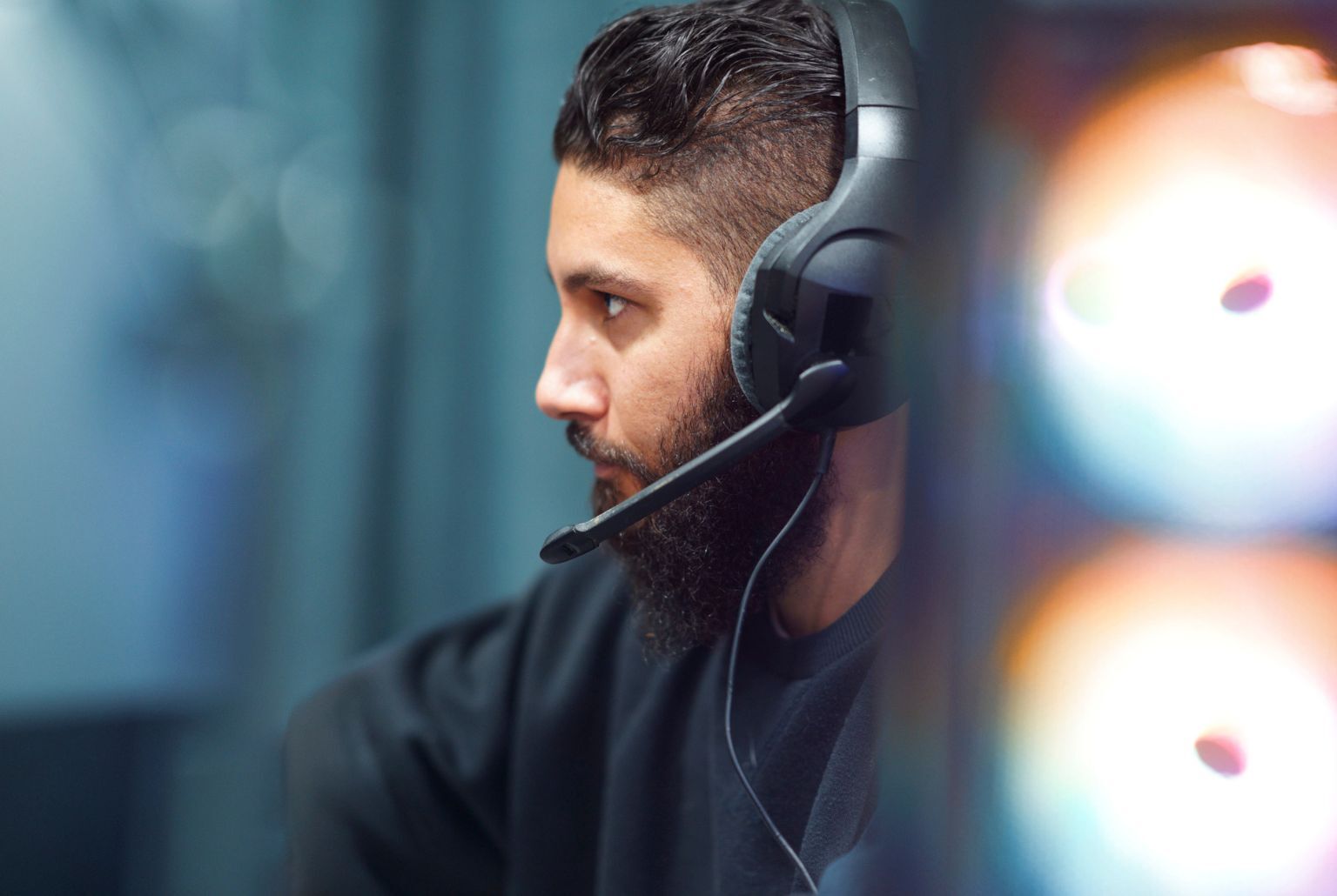 Headerbild-Cyber-Defense-Academy-Mobile