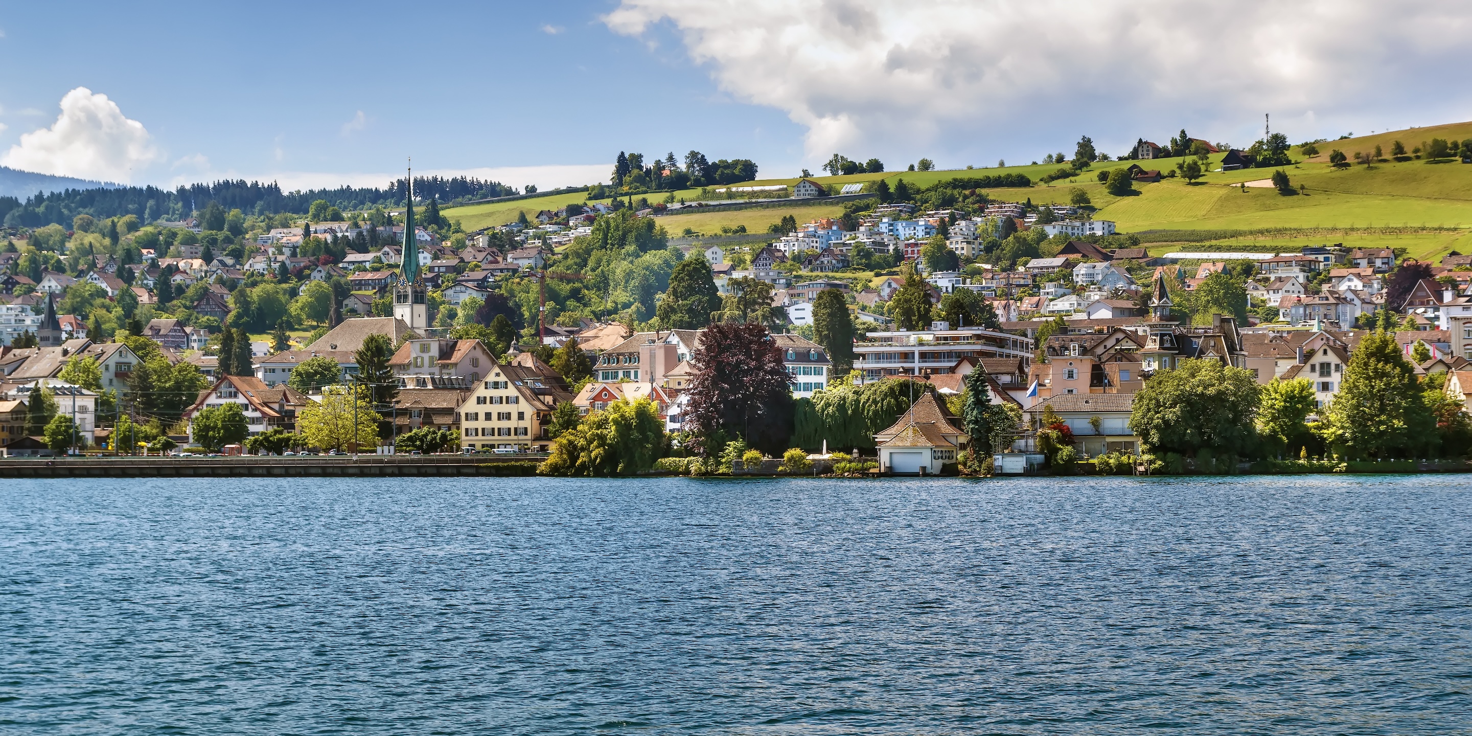 Ville de Wädenswil, au bord du lac de Zurich