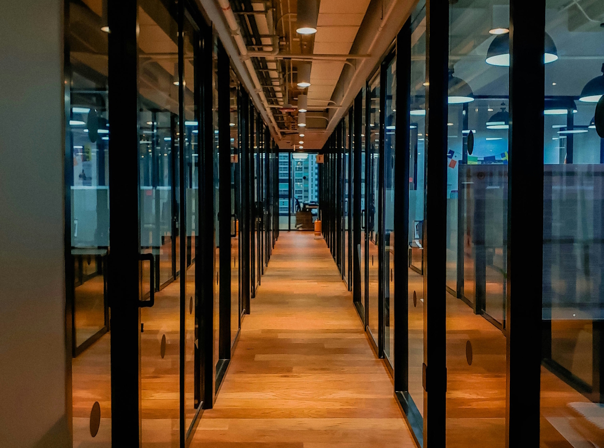 Header_Hall